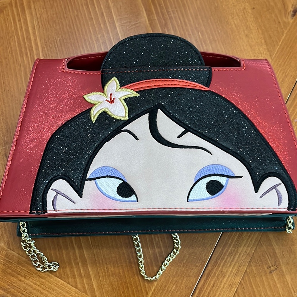 Mulan crossbody purse